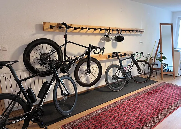 Alberto - Gemuetliches Haeuschen