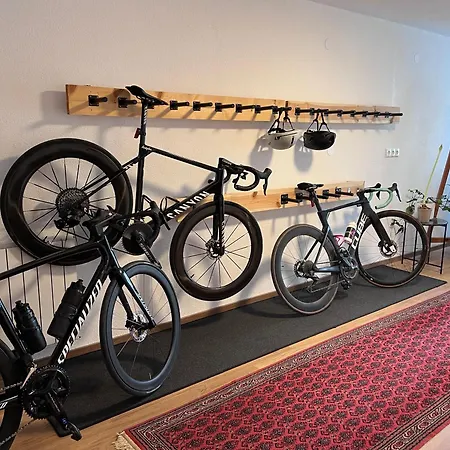 Alberto - Gemuetliches Haeuschen